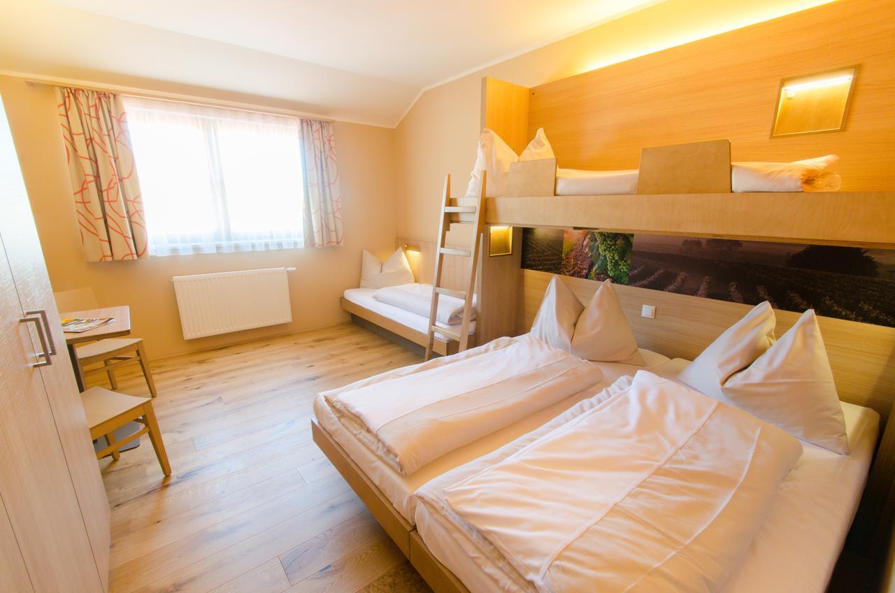 Jufa Hotel Neutal Εξωτερικό φωτογραφία